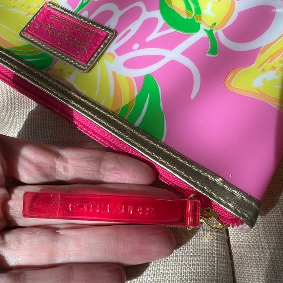 NWOT Lilly Pulitzer for Estée Lauder Cosmetic Bag - Picture 8 of 10